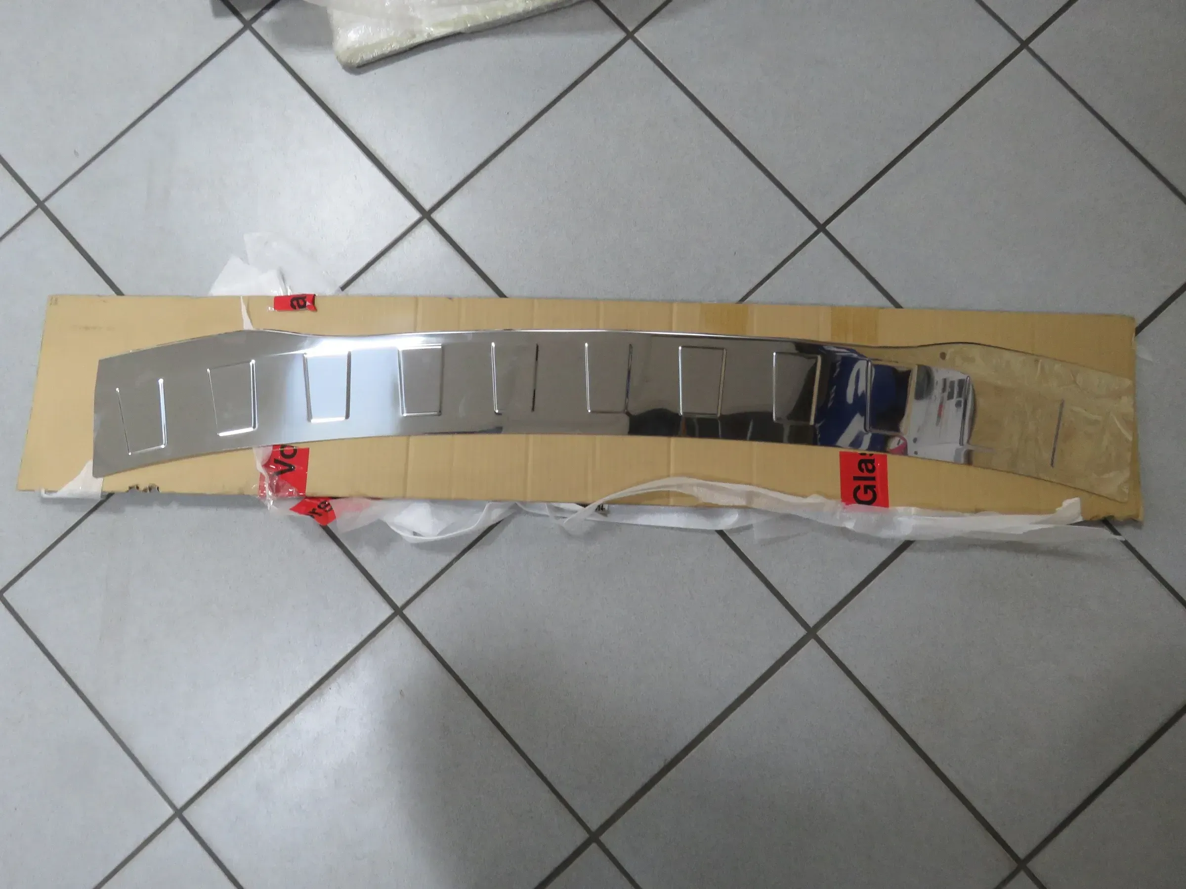 Ladekantenschutz Edelstahl Ford Transit/ Tourneo Hinten - Bild 1